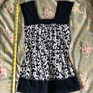 Abercrombie & Fitch sleeveless sun blouse